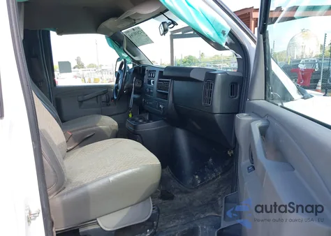 2021 Chevrolet Express Cargo Rwd 2500 Regular Wheelbase Wt from USA, damaged, VIN 1GCWGAFP3M1204940